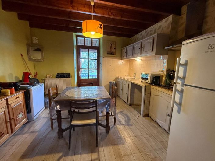 Image No.6-3 Bed Property for sale