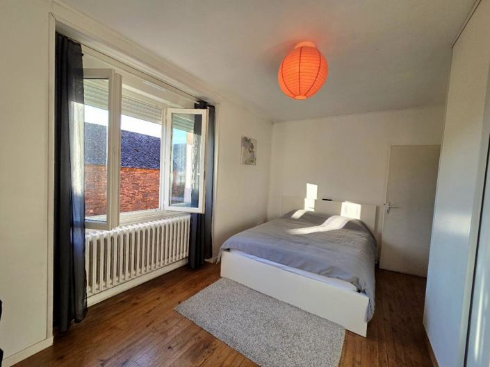 Image No.8-3 Bed House for sale