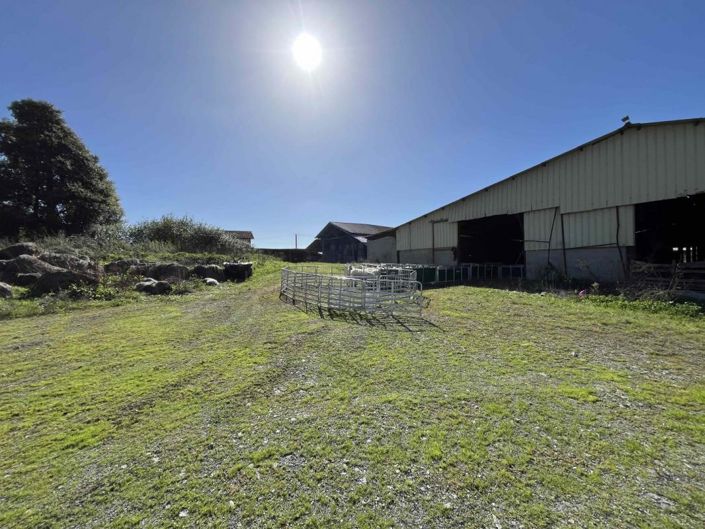 Image No.17-2 Bed Property for sale