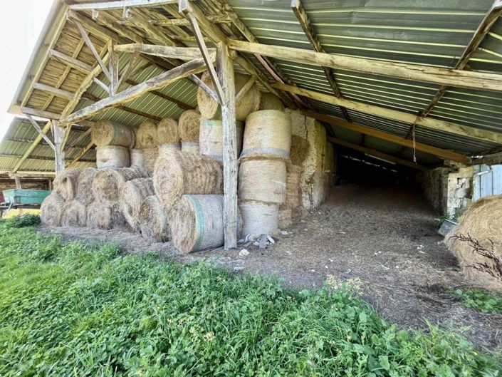 Image No.9-2 Bed Property for sale