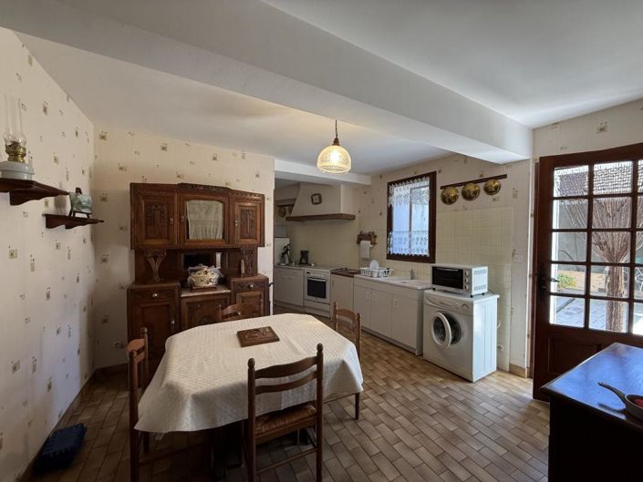 Image No.9-4 Bed Property for sale