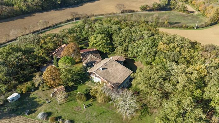 Image No.10-6 Bed House for sale