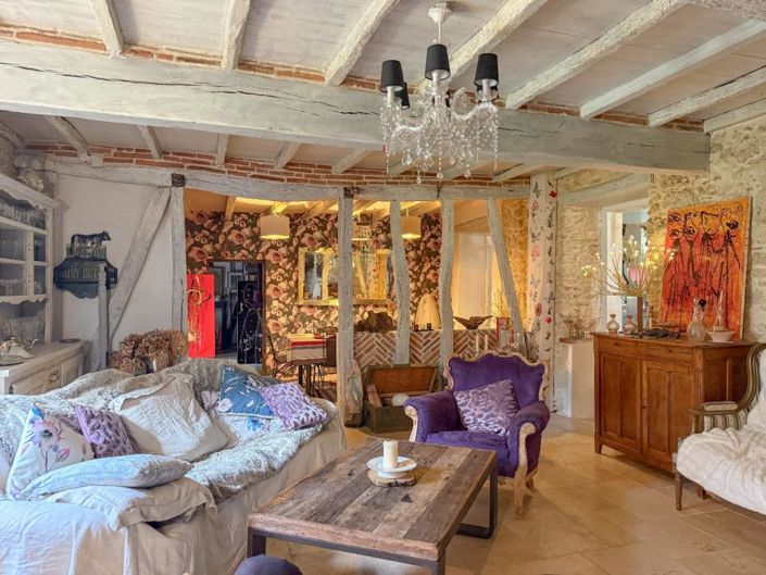 Image No.12-6 Bed House for sale