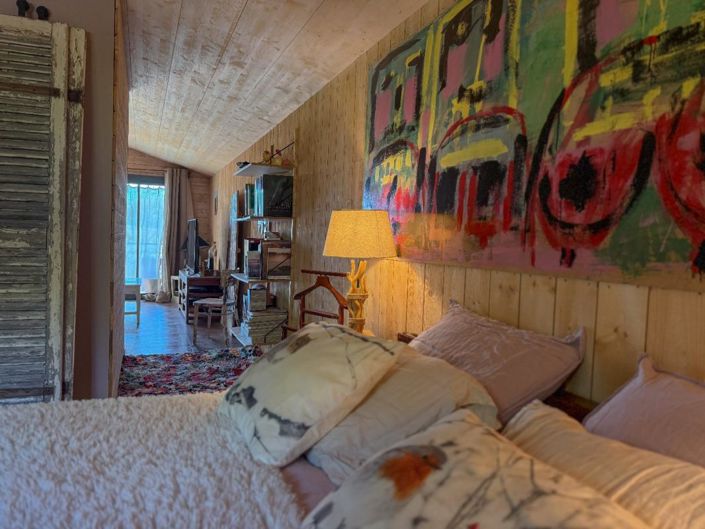 Image No.15-6 Bed House for sale