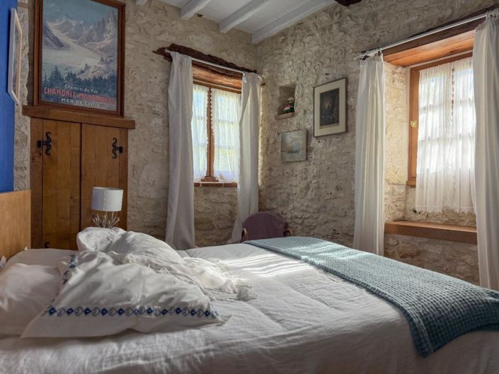 Image No.4-6 Bed House for sale