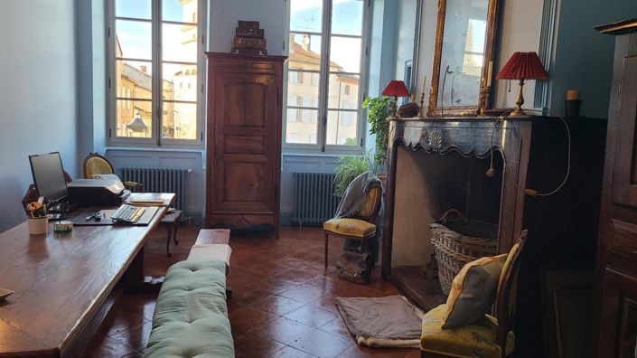 Image No.5-7 Bed Property for sale