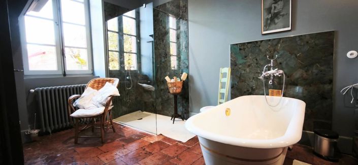 Image No.6-7 Bed Property for sale