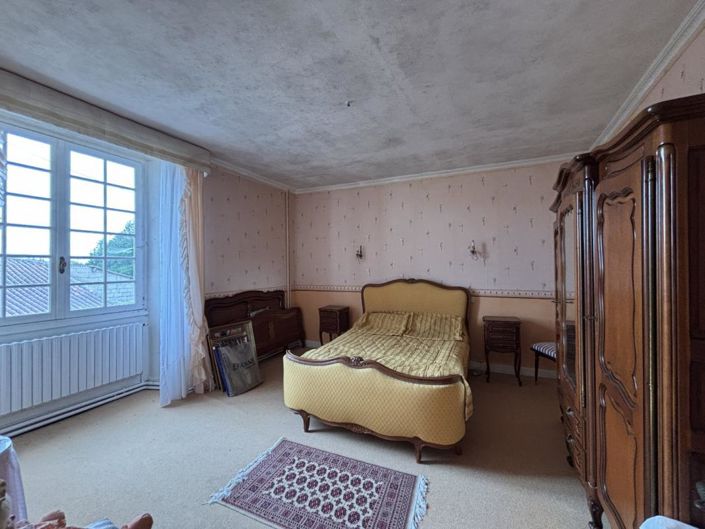 Image No.11-5 Bed House for sale