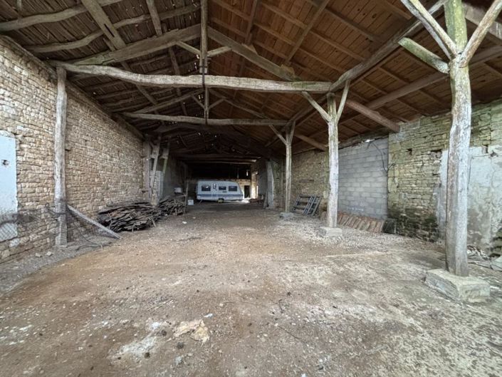 Image No.16-5 Bed House for sale