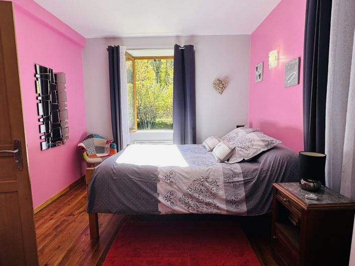 Image No.14-4 Bed Property for sale