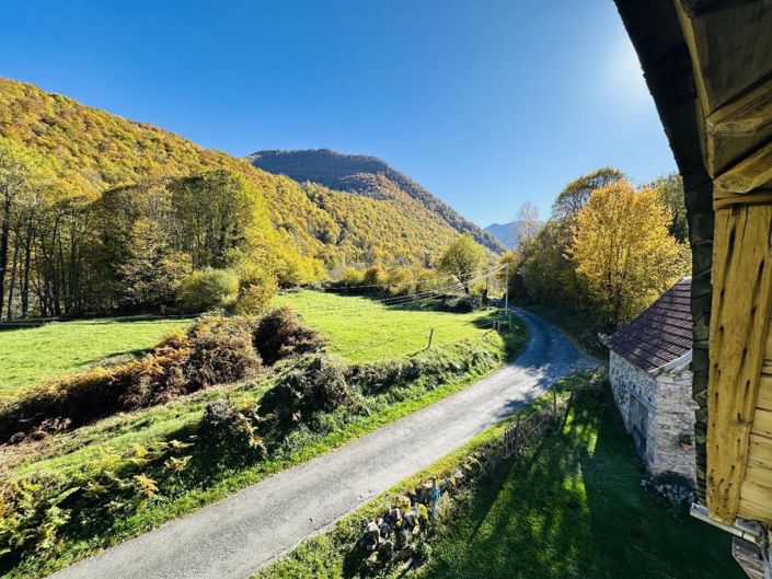 Image No.20-4 Bed Property for sale