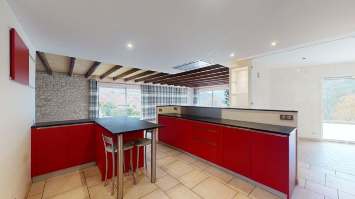 Image No.19-2 Bed Property for sale