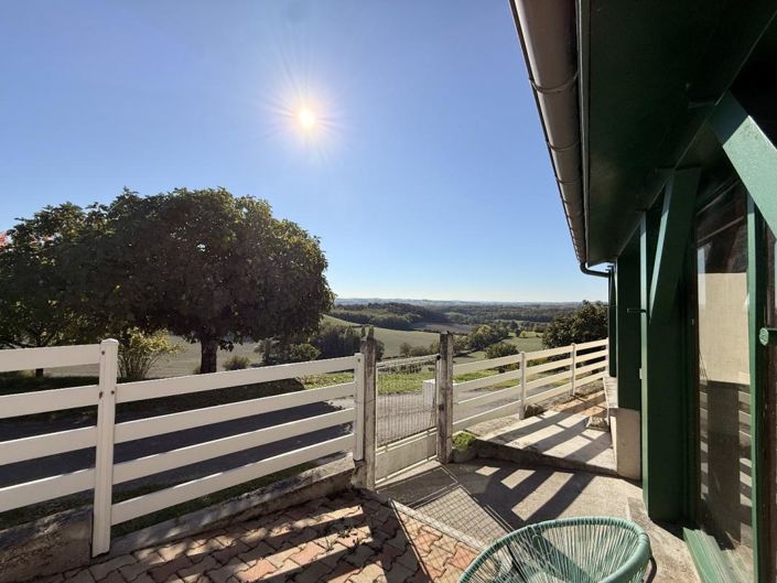 Image No.6-4 Bed House for sale