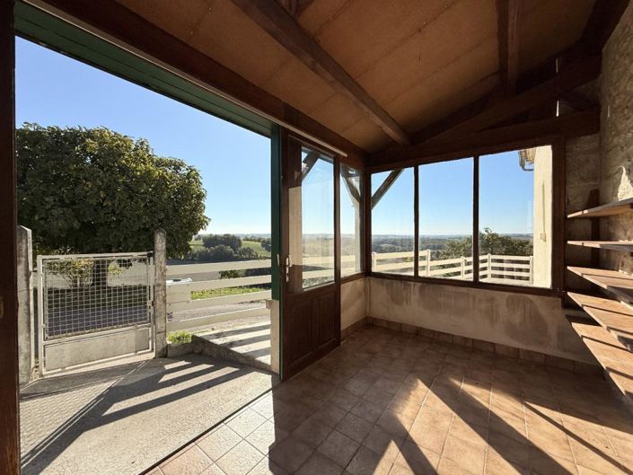 Image No.9-4 Bed House for sale