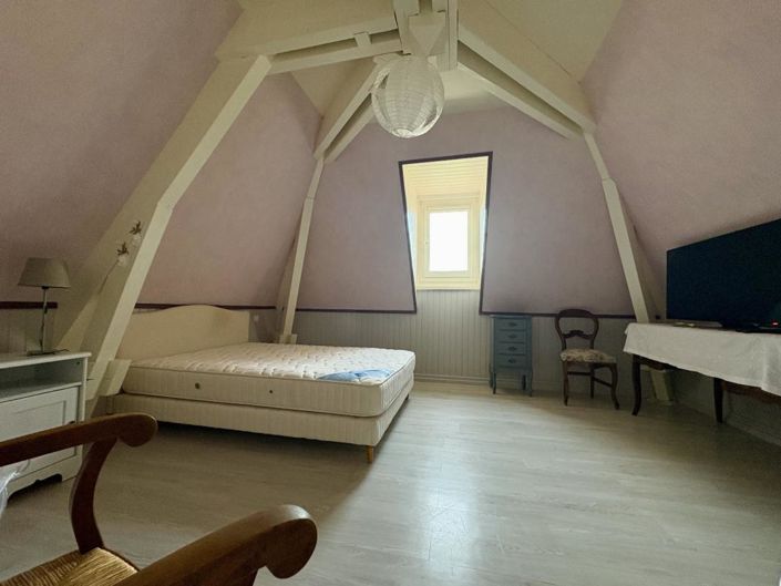 Image No.6-4 Bed House for sale