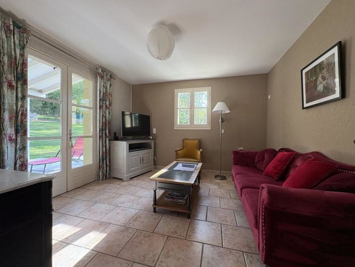 Image No.7-4 Bed House for sale