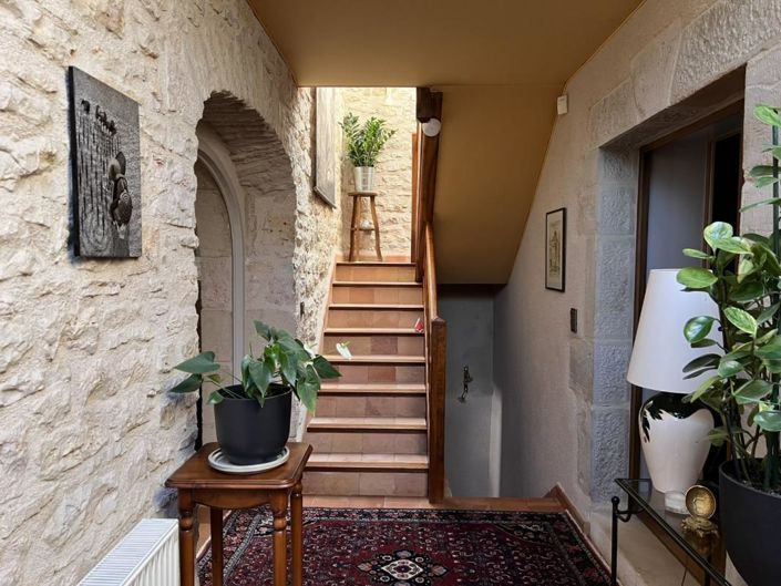 Image No.15-4 Bed Property for sale