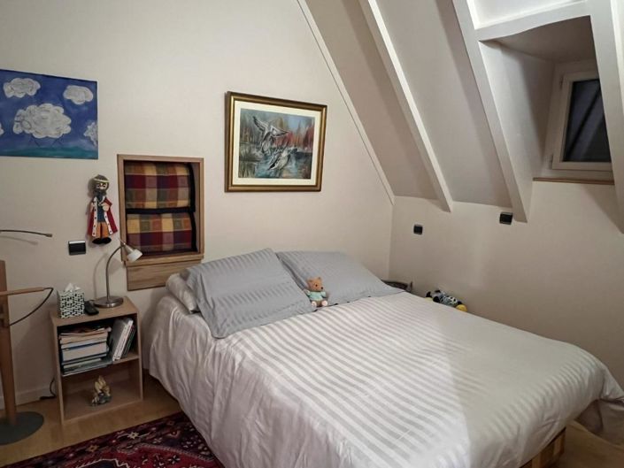 Image No.18-4 Bed Property for sale