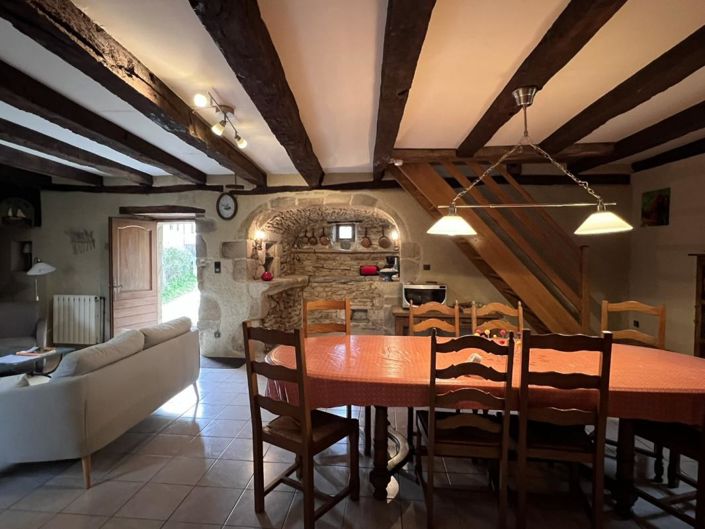 Image No.13-6 Bed Property for sale