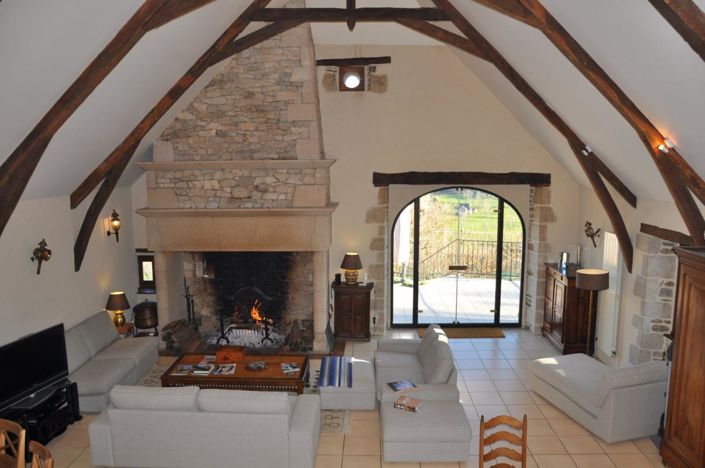 Image No.3-6 Bed Property for sale