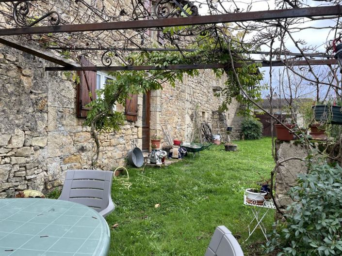 Image No.17-2 Bed Property for sale