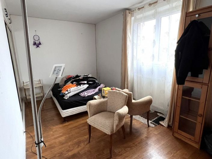 Image No.14-6 Bed Property for sale