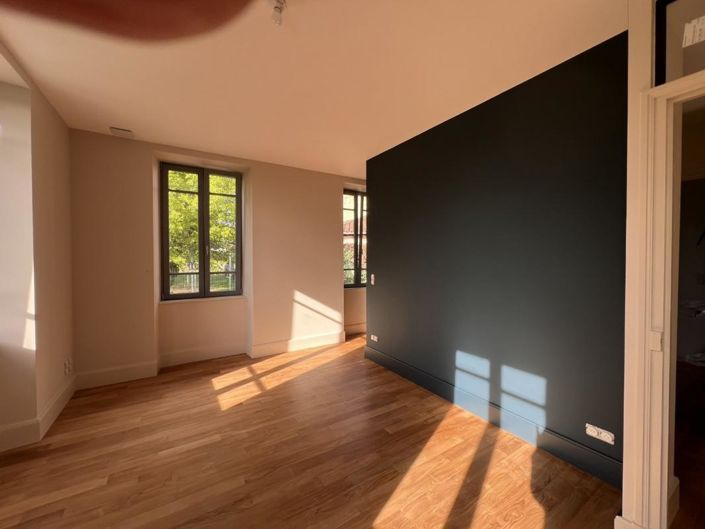 Image No.12-4 Bed House for sale