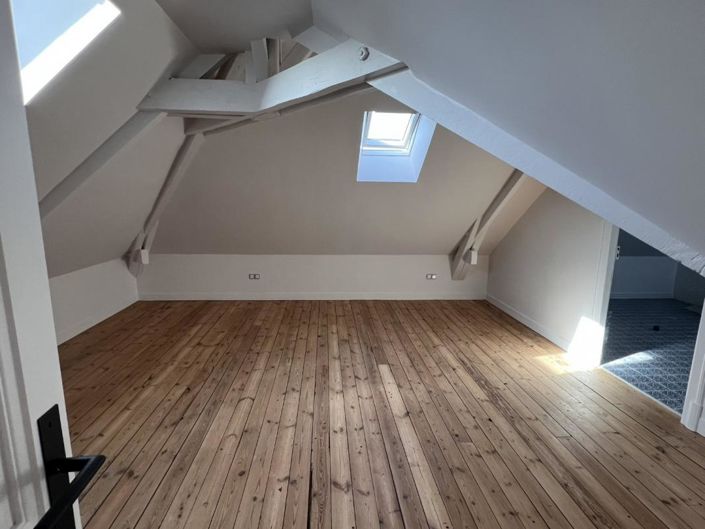 Image No.14-4 Bed House for sale