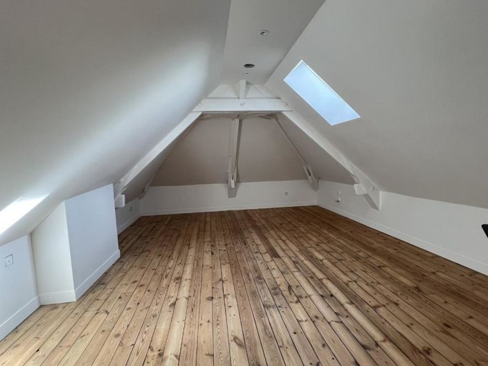 Image No.15-4 Bed House for sale