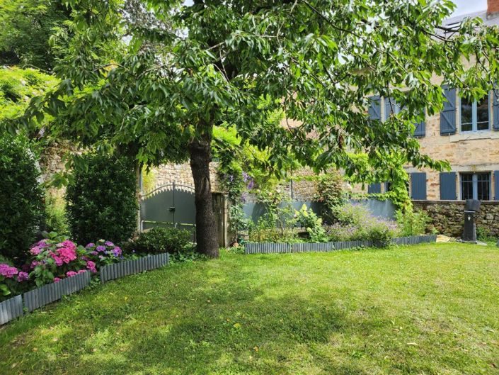 Image No.6-4 Bed House for sale