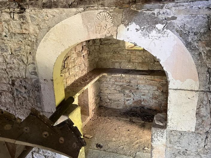 Image No.15-5 Bed Property for sale