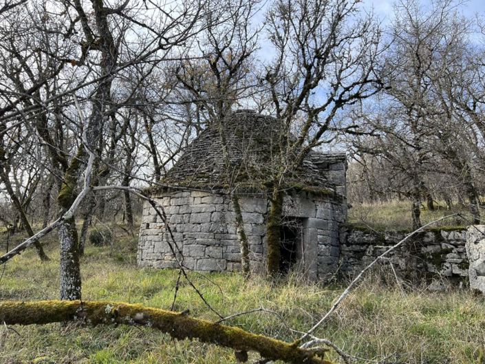 Image No.20-5 Bed Property for sale