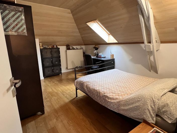 Image No.18-5 Bed Property for sale