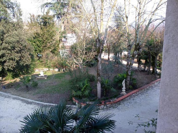 Image No.15-9 Bed Property for sale