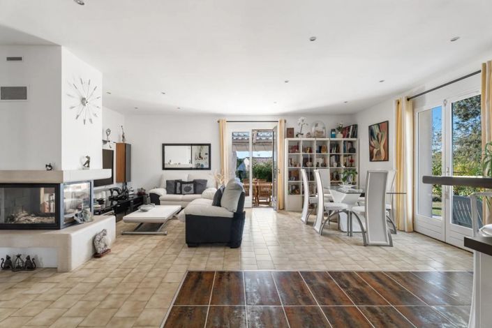 Image No.15-3 Bed Villa for sale