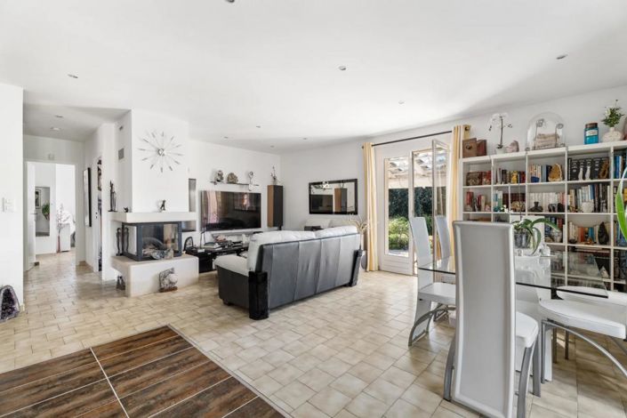 Image No.16-3 Bed Villa for sale