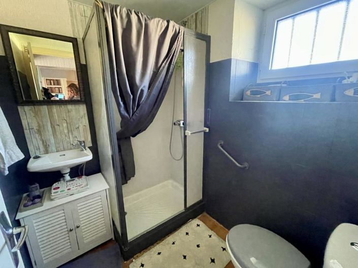 Image No.10-4 Bed House for sale