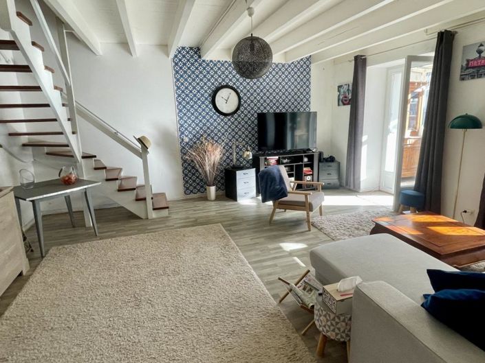 Image No.3-4 Bed House for sale