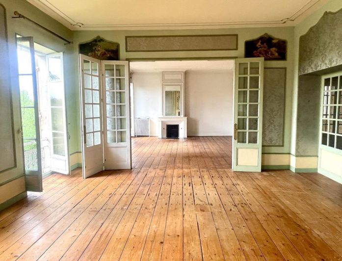 Image No.3-5 Bed Property for sale