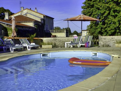 Image No.16-15 Bed Gite for sale