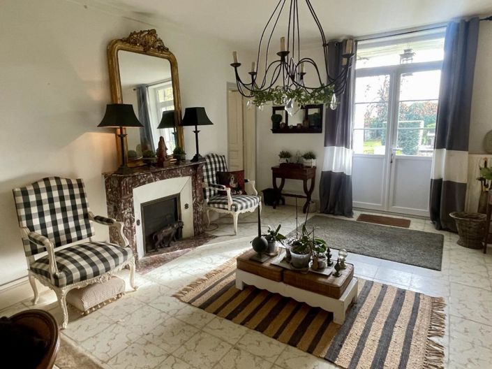 Image No.3-4 Bed House for sale