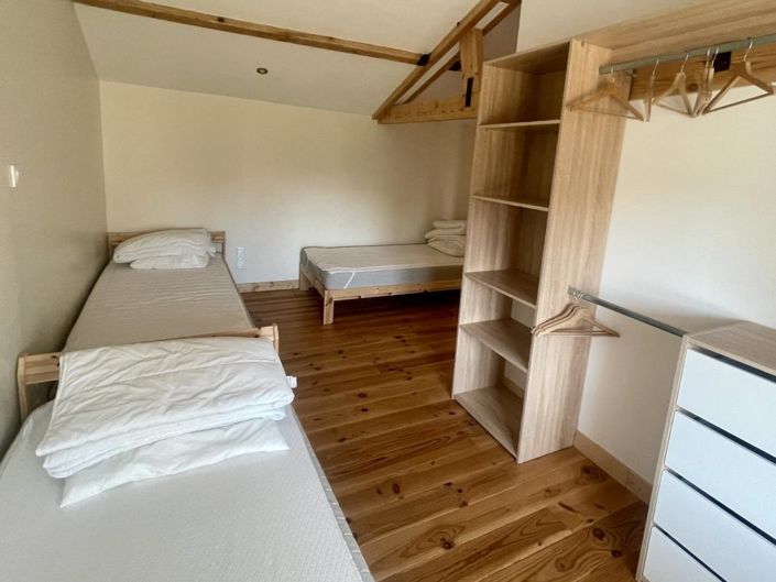 Image No.14-7 Bed Property for sale