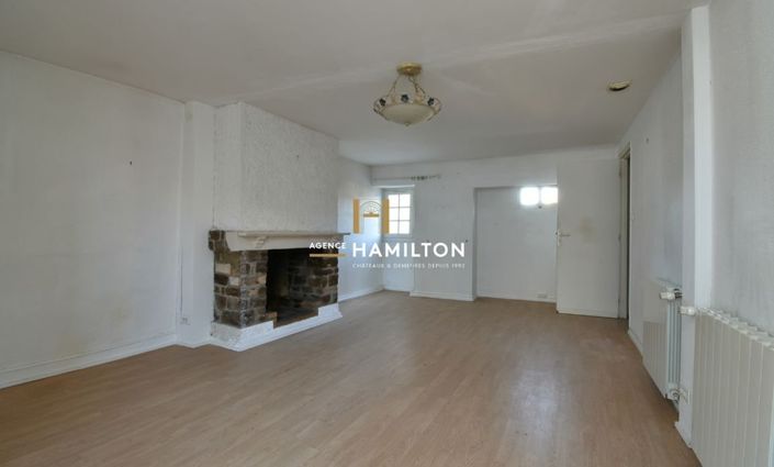 Image No.11-1 Bed Property for sale