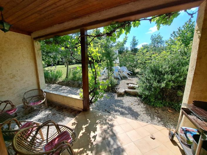 Image No.12-16 Bed House for sale