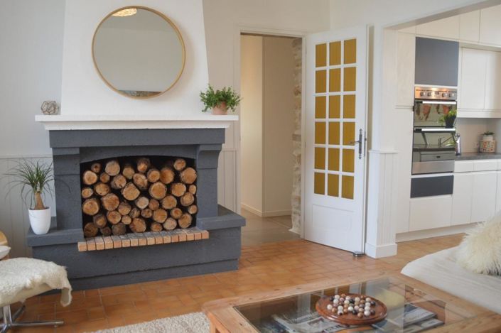 Image No.6-5 Bed House for sale