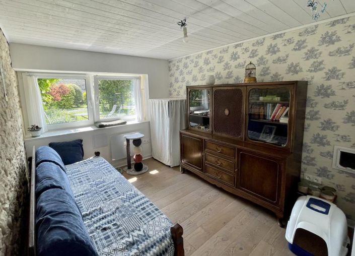 Image No.11-6 Bed House for sale