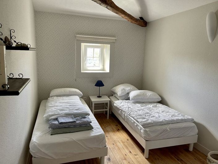 Image No.15-6 Bed House for sale