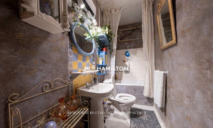 Image No.9-3 Bed Property for sale