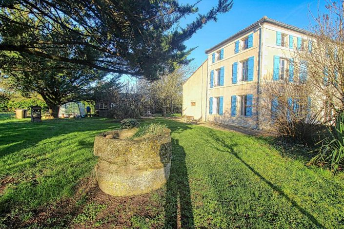 Image No.19-Propriété de 8 chambres à vendre à Prissé-la-Charrière