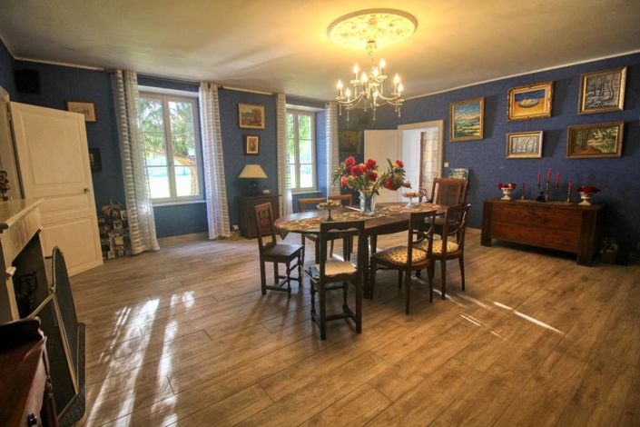 Image No.6-Propriété de 8 chambres à vendre à Prissé-la-Charrière